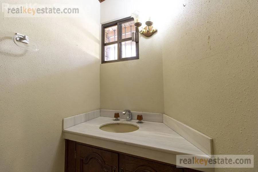 Imagen 4 de Casa en Cerro  0