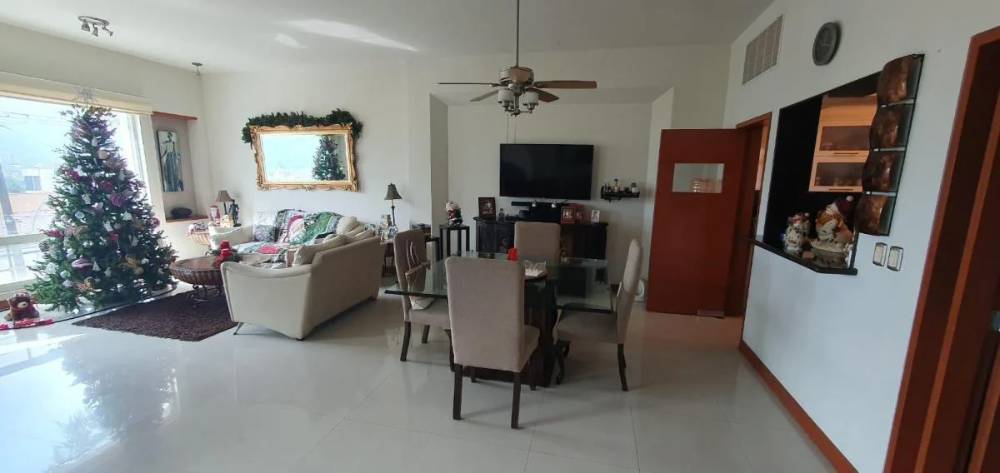 Imagen 4 de Casa en Monte Aventino  150